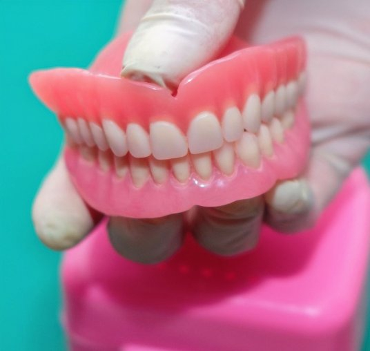 Protesi Dentali Mobili | Studio Dentistico Demetra